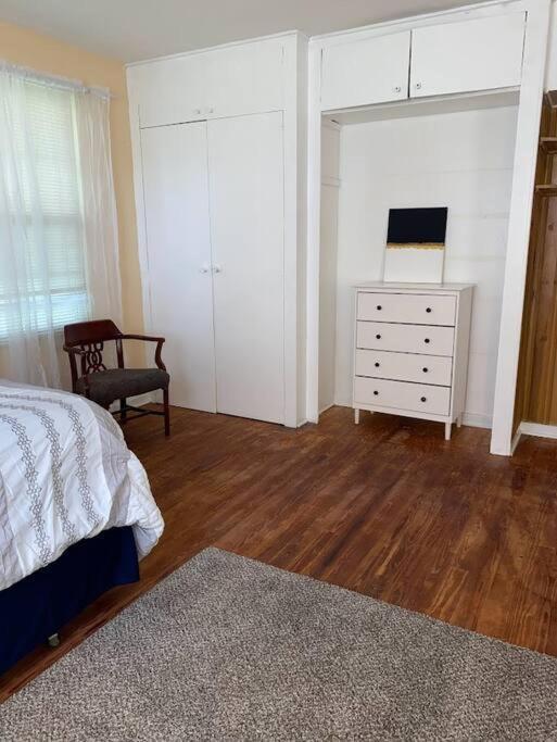 ג'קסונוויל Cozy Home, King Bed, 3 Bedrooms,Close To Downtown Beaches Towncenter מראה חיצוני תמונה
